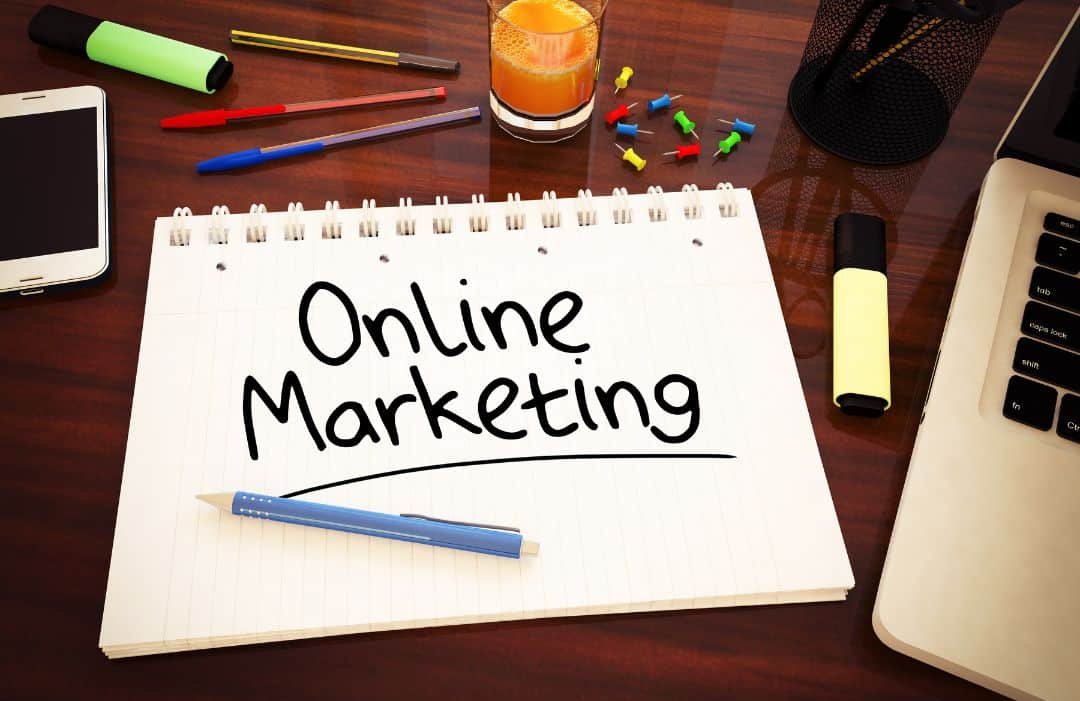 hippischeondernemingen-in-2026-waarom-je-niet-achter-mag-blijven-met-onlinemarketing-kladblok